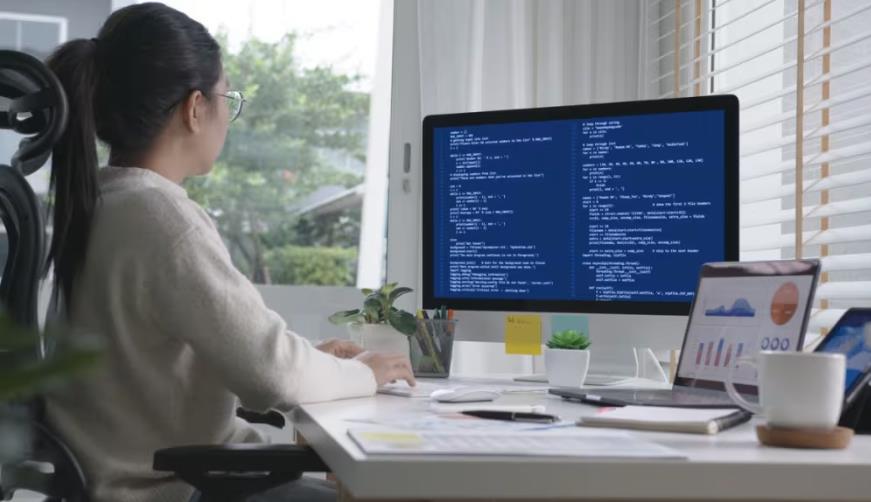 莘县企业数字化解决方案:机器学习赋能商业模式升级的核心路径
